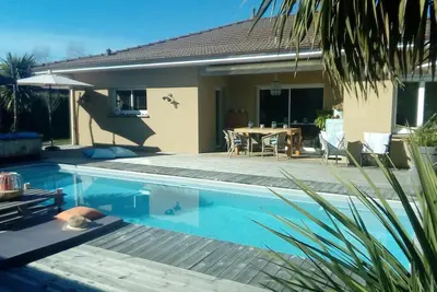 Image de Villa Style Bassin D'Arcachon Avec Piscine Privee Et Chauffee A Lege Cap-Ferret