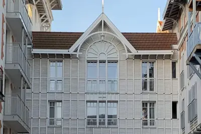 Image de ☀️Arca Heart - place des marquises ☀️