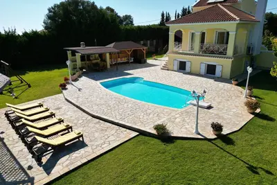 Image de Morgorlwg Fila, Exclusive calme Villa Avec cadre paisible et magnifique sur la mer