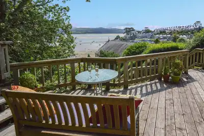 Image de Charmante maison avec vue magnifique sur la mer Ă Borth y Gest
