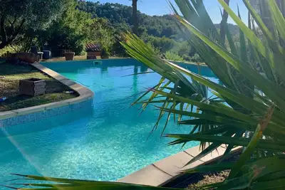 Image de La Bastide de Sire Marin, grande piscine et jacuzzi, Ă 15mn d'Aix, 20mn de Cassis