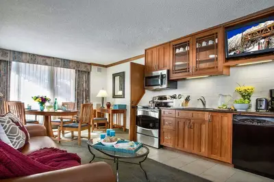 Image de Condo de luxe Cliff Lodge à 5 lits et 3 salles de bain