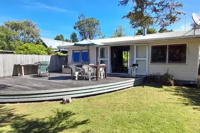 Image de Quaint Lockwood River Cottage