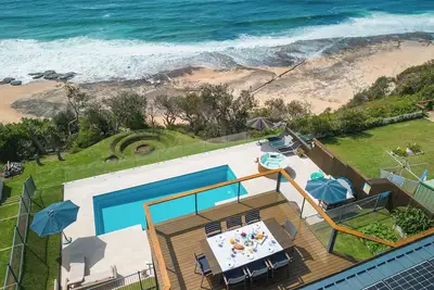 Image de ** The Oceanfront **