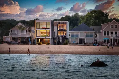 Image de 4Bdr propriété en bord de mer à Old Colony Beach, Old Lyme avec Wifi