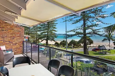 Image de 208 Marine Parade - Snapper Rocks / Sur la plage de Rainbow Bay
