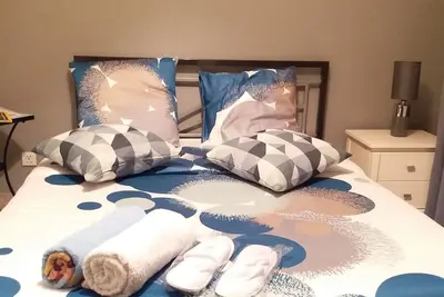 Image de Appartement en bord de mer - directement sur la plage de sable blanc - à 30 m de la route