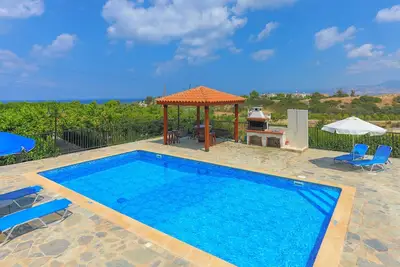 Image de Villa Aphrodite Latchi: Piscine privée, vue sur la mer, A / C, WiFi