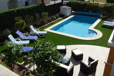 Image de Exceptionnelle villa de 3 chambres et 3 salles de bain avec piscine chauffée sur le golf de Mar Menor.