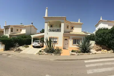 Image de Villa individuelle de 3 chambres sur le Oasis Parque Country Club près d'Alvor / Portimao
