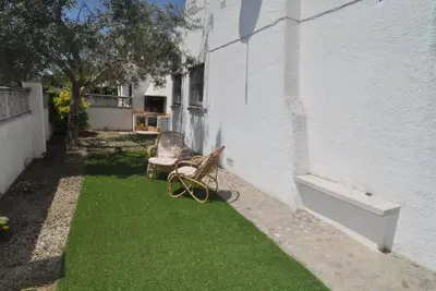 Image de Maison rez de chaussée avec jardin et piscine communitaire