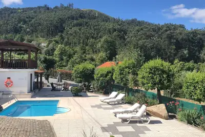Image de Belle villa avec piscine privée, wi-fi, jardin, salle de jeux et barbecue