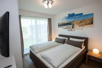 Image de Vacances de luxe sur 80m² au rez-de-chaussée avec cabine infrarouge et grande terrasse ensoleillée