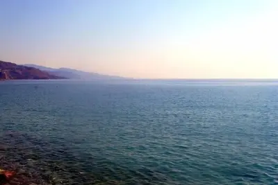 Image de Menton bord de mer 3 pièces grande terrasse