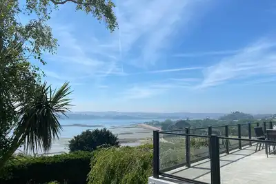 Image de Maison avec Véranda Vue sur la Mer