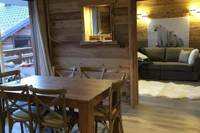 Image de Appt 73 m2 T4 Luxe Pied des pistes 3 Ch 2 Sdb 2 Parking 1 Garage Wifi!