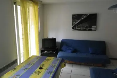 Appart 4/6 2 * 400m du centre  Cheq vacance