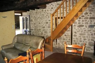 Image de Gîte à la  campagne  en Auvergne (climatisé)