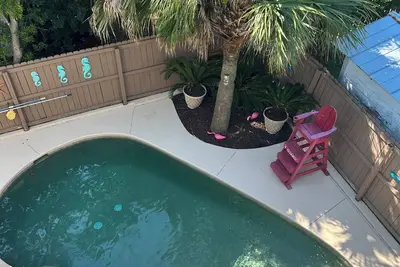 Image de South end Tybee Beach House - proche de tout! Marcher aux magasins et restaurants