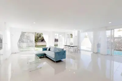 Image de Villa Royale avec Piscine Privée! 6 Bdr / 5. 5 Bain. Jusqu'à 16 invités!