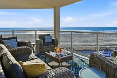 Image de Rockaway Oceanfront 2 | Lg Terrace & Walkable- 4br