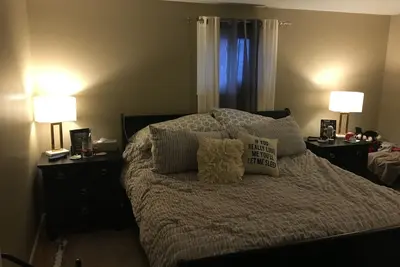 Image de Maison de vacances près de Buffalo / Niagara Falls w / Pool