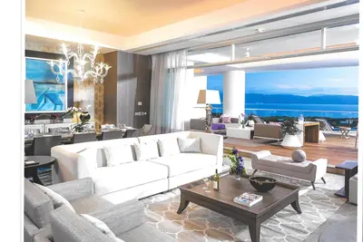 Image de Suite Opulente Élégance - 4 chambres, 7 000 pi2 avec 16 tours de golf Gratuits et 2 massages