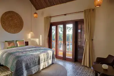 Chambre privée avec vue sur la campagne à Hoian et petit-déjeuner