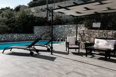 Image de Evreti Villa dans le paisible village traditionnel d'oreille Fiscardo