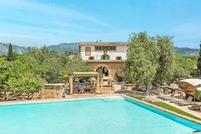 Image de Finca privée fantastique. 6 chambres à coucher entièrement aricon et wifi. 15 min de Palma