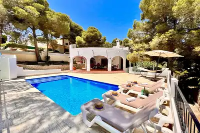 Image de Carmen -Villa rustique avec piscine privée à 800 m de la plage El Portet Moraira