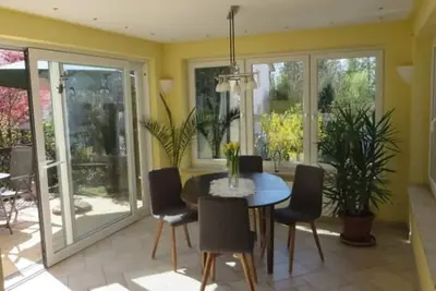 Image de Appartement lumineux avec 68m² et terrasse sud pour max. 4 personnes