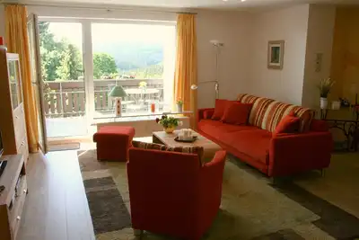 Image de Appartement de vacances confortable avec vue sur la montagne et balcon à Hohegeiß