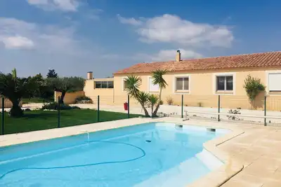 Image de Villa calme et confortable au coeur d'un domaine de 15 ha