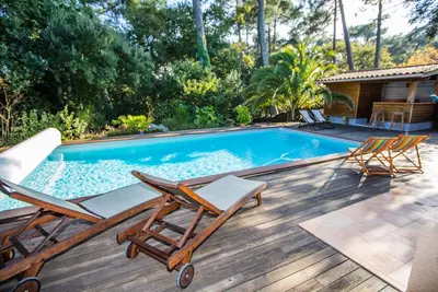 Image de Villa calme  Capbreton, piscine chauffée entre plage et foret, 3 min de la plage