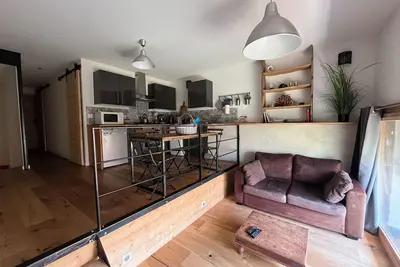 Image de Petit appartement indépendant dans corps de ferme avec Climatisation