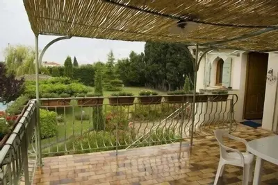 Image de Superbe appartement de 120 m2 dans mas provencal des proprietaires