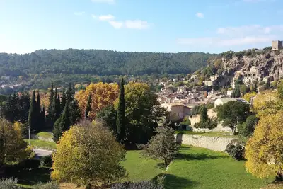 Image de Jolie Villa avec piscine. Proche du centre-ville (restaurants, supermarchés)