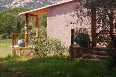 Image de Jolie maison bord de mer- plage Palombaggia à 150 mAccès privé