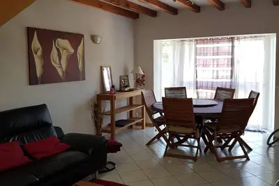 Image de Maison de 80 m2 en duplex avec entrée indépendante loggia endroit calme