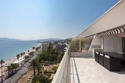 Image de Appartement Pied Dans L'Eau 60m2 -   1 chambre- Garage