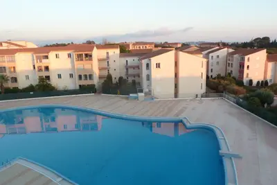 Image de Très beau 3 pièces (50m2), terrasse, Gde piscine, tennis dans résidence paysagée