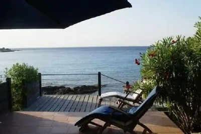 Image de Bungalow 2 pièces, sur mer, exceptionnel, entre Calvi et Ile Rousse