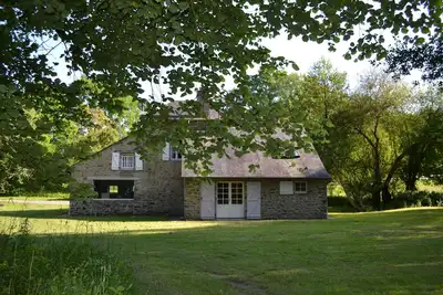 Image de Gîte avec étang en Mayenne aux portes de la Bretagne et de la Normandie