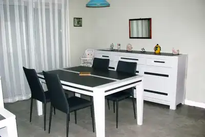 Image de T3 *** 68 m2, calme et sécurisé, Internet, parking privé, Ancv