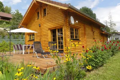 Image de Chalet En Rondins à Conte avec Sauna, Wifi, tout confort pour 6 pers