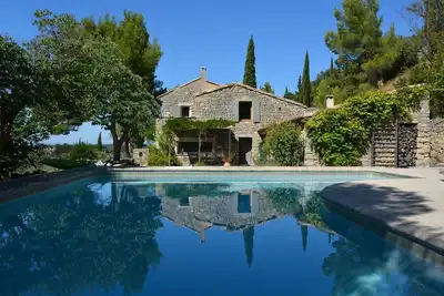Image de Mas authentique en Provence à la vue exceptionnelle, environnement privilégié