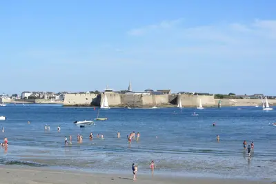 Image de Bord de mer - Maison des années 50 rénovée à 50 m de la plage de la Nourriguel