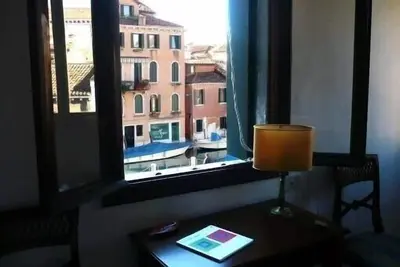 Image de Ca' Del Ponte - lumineux appartement avec superbe vue sur le canal