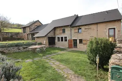 Image de Maison de campagne 8/10 personnes avec Piscine au milieu des vignes